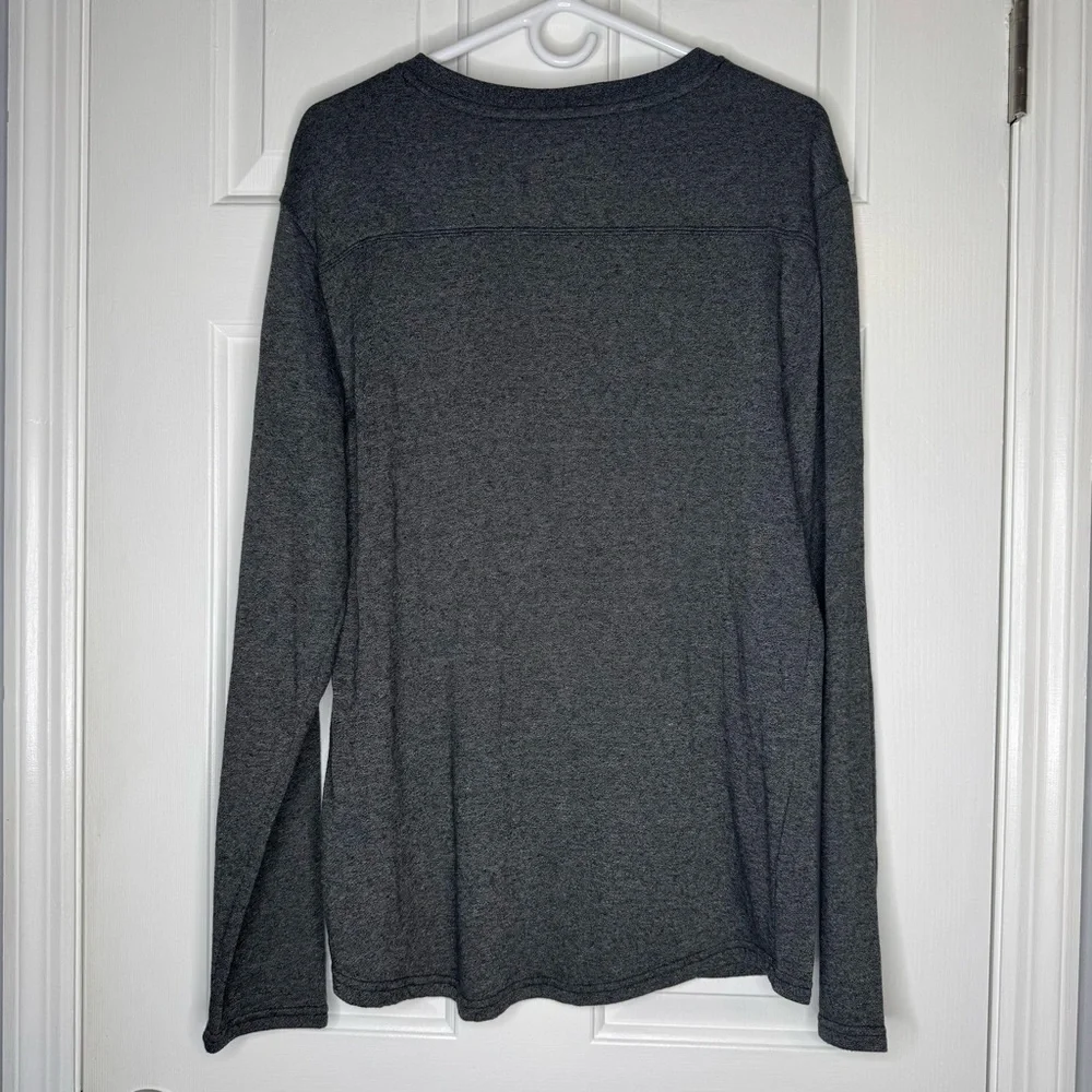 Volcom Men’s Gray Long Sleeve Henley Shirt with Pocket cotton blend - Picture 4 of 7